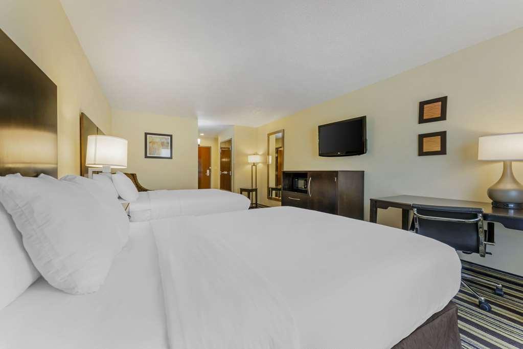Comfort Inn & Suites Triadelphia Quarto foto